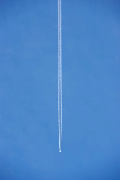 Ένα αεροπλάνο — Φωτογραφία Αρχείου