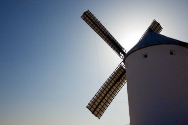 Don Kişot değirmenler.