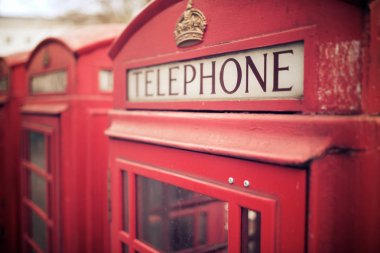 İngiliz telefon kulübesi