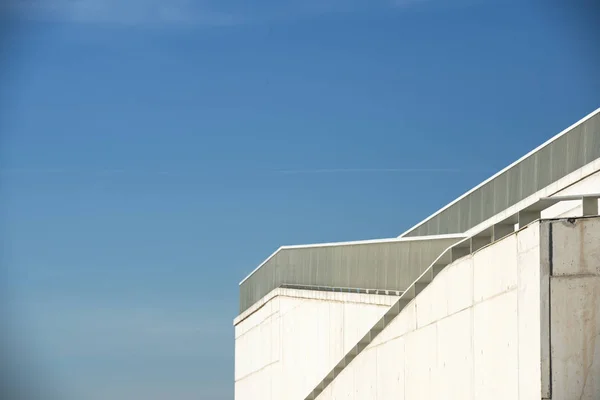 Moderne betonnen gebouw — Stockfoto