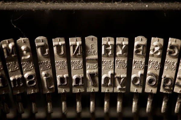 Oude schrijfmachine weergave — Stockfoto