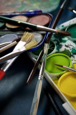 Suluboya araçları görünümü