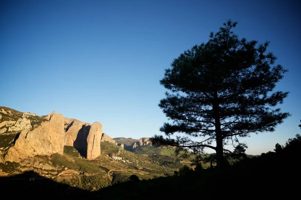 在西班牙的 Riglos 山 — 图库照片