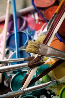 Suluboya araçları görünümü