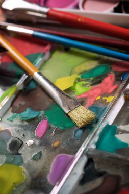 Suluboya araçları görünümü