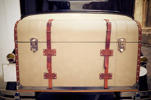 Huge suitcase car view — Stock Photo, Image