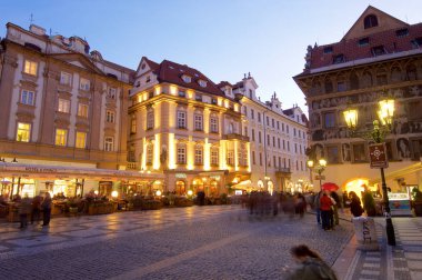 Gece Prag görünümü