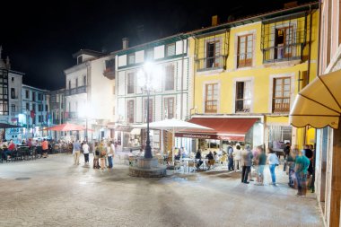 Night Llanes görünümü