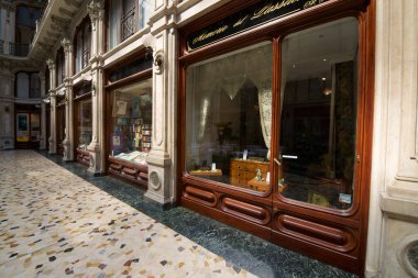 Subalpine ticari galerisi