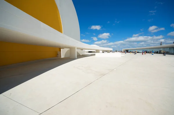 Utsikt fra Niemeyer Center – stockfoto