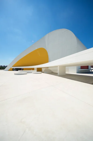 Προβολή του κέντρου Niemeyer — Φωτογραφία Αρχείου