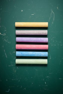 Tebeşir çizimi kavramı.