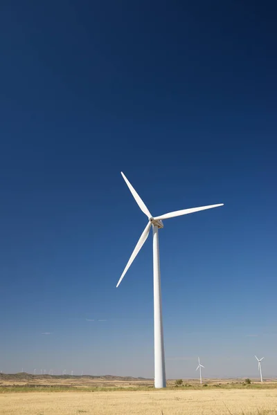 Concepto energía eólica —  Fotos de Stock