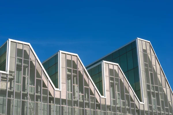 Modern binanın görünümü — Stok fotoğraf
