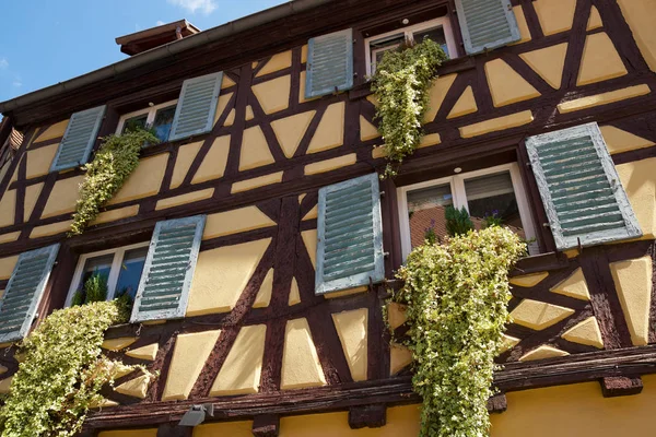 Blick auf das Gebäude in Colmar — Stockfoto