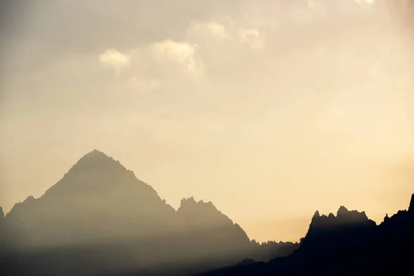 Morgendämmerung Auf Den Gipfeln Von Chamonix Alpen Frankreich — Stockfoto