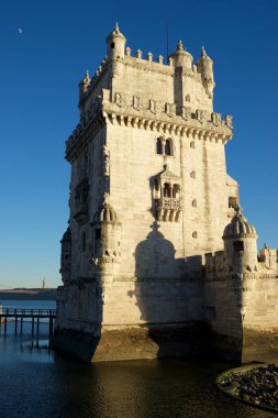 Tagus nehri üzerindeki Belem Kulesi, Portekiz 'deki Lizbon.