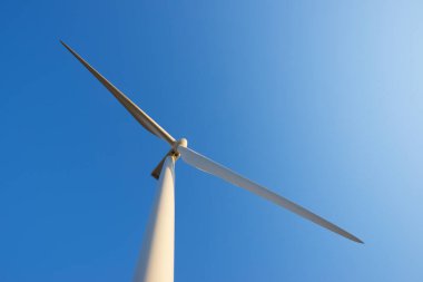 Elektrik üretimi için Windmill, Zaragoza Eyaleti, İspanya Aragon.