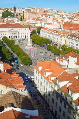 Lizbon, Portekiz - 29 Aralık 2014: Eski şehrin havadan görünüşü.