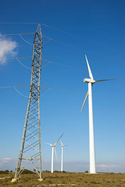 Turbiny Wiatrowe Produkcji Energii Elektrycznej Prowincja Huesca Aragon Hiszpanii — Zdjęcie stockowe