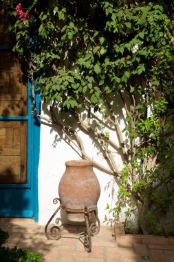 Cordoba, İspanya - 14 Ekim 2017: Viana Sarayı, şehrin en çok ziyaret edilen yerlerinden biri..