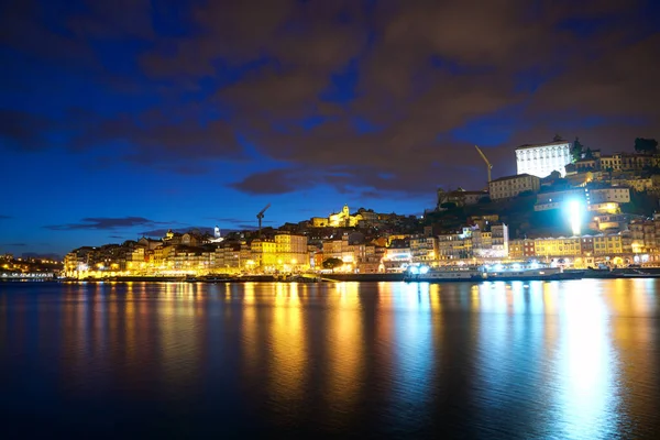 Porto Portugal Juni 2017 Turistbåtar Förtöjda Hamnen — Stockfoto