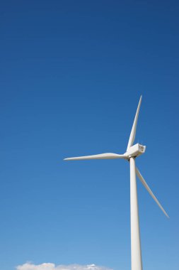 Elektrik üretimi için Windmill, Zaragoza Eyaleti, İspanya Aragon.
