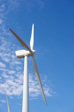 Elektrik üretimi için Windmill, Zaragoza Eyaleti, İspanya Aragon.