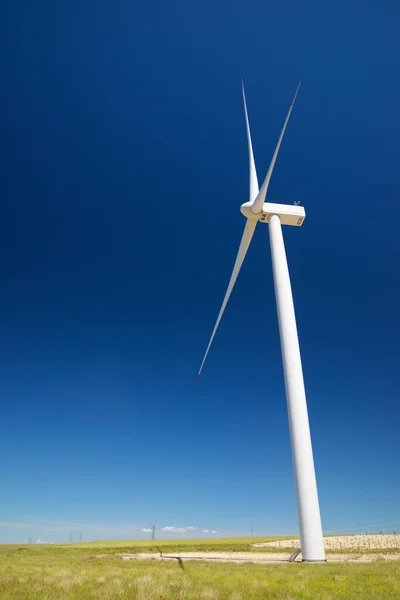 Elektrik Üretimi Için Rüzgar Türbini Zaragoza Ili Spanya Aragon — Stok fotoğraf