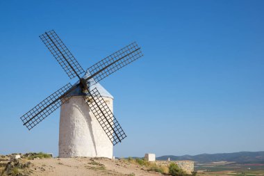 Consuegra 'daki yel değirmeni, Toledo Eyaleti, Castilla La Mancha, İspanya.