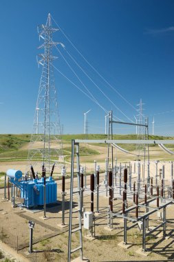 Zaragoza 'da elektrik santrali görüntüsü, İspanya' da Aragon.