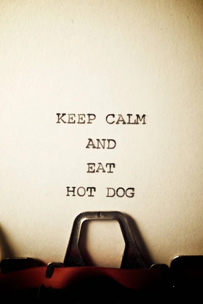 Blijf Kalm Eet Hotdog Tekst Geschreven Met Een Typemachine — Stockfoto