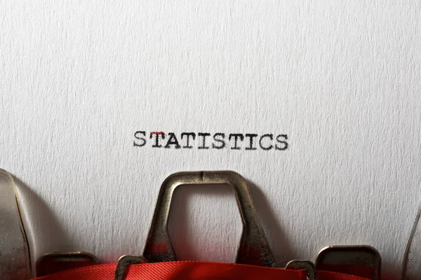 Estatística Palavra Escrita Com Uma Máquina Escrever — Fotografia de Stock