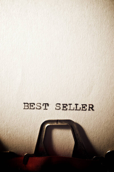 Текст бестселлера, написанный на пишущей машинке
.