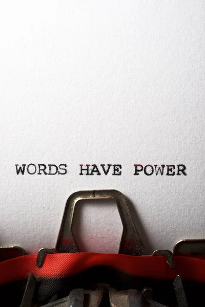 Λέξεις Έχουν Φράση Ισχύος Γραμμένη Γραφομηχανή — Φωτογραφία Αρχείου