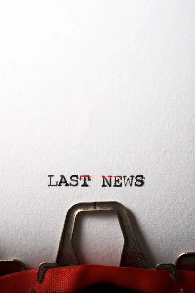 Last News Phrase Written Typewriter — Stock Photo, Image