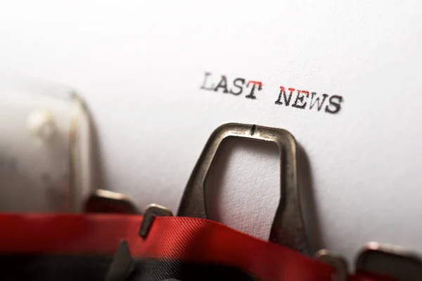 Last News Phrase Written Typewriter — Stock Photo, Image