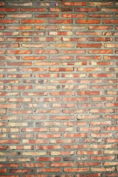 スペインの古いレンガ造りの壁の正面図 — ストック写真