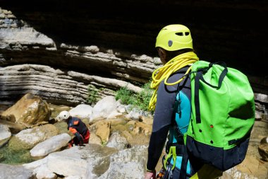 İspanya 'nın Huesca ilindeki Pirenes, Broto köyündeki Furco Kanyonu' nda..