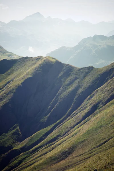 スペインのユスカ州ピレネー山脈のピーク — ストック写真