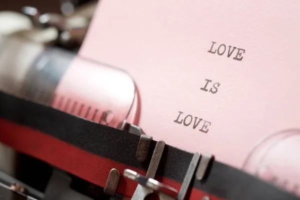 Amor Una Frase Amor Escrita Con Una Máquina Escribir — Foto de Stock