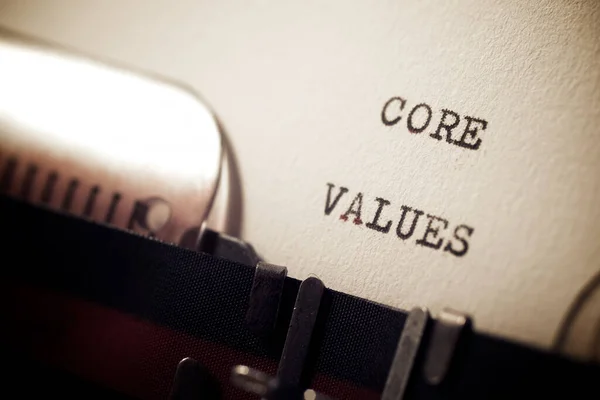 Núcleo Valores Frase Escrita Con Una Máquina Escribir —  Fotos de Stock