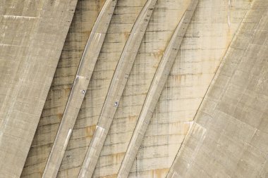 Tena Vadisi 'ndeki Bubal Barajı, Pireneler, Huesca ili, İspanya' daki Aragon..