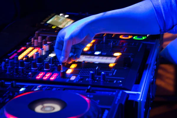 Mixing Tracks Mixer Nightclub — Stock Photo, Image