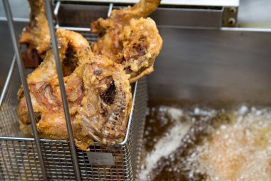 yağda kızarmış tavuk