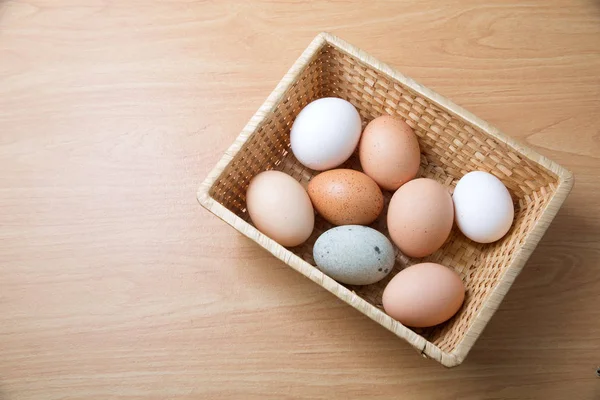 Eier Auf Dem Teller Aus Nächster Nähe — Stockfoto