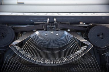 Beyaz arka plan üzerinde izole şerit dans