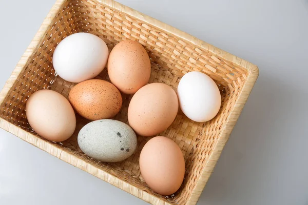 Eier Auf Dem Teller Aus Nächster Nähe — Stockfoto