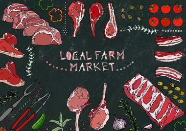 Yerel tarım pazarı. Et Kesikleri - Biftek, Domuz eti, Kuzu, Biftek, Kemiksiz Kalça, Pirzola Kızartma, Fileto ve Pirzola. Domates, zeytin, dolma biber, soğan, sarımsak, otlu çatal maşa kara tahta arka plan ve tebeşir.