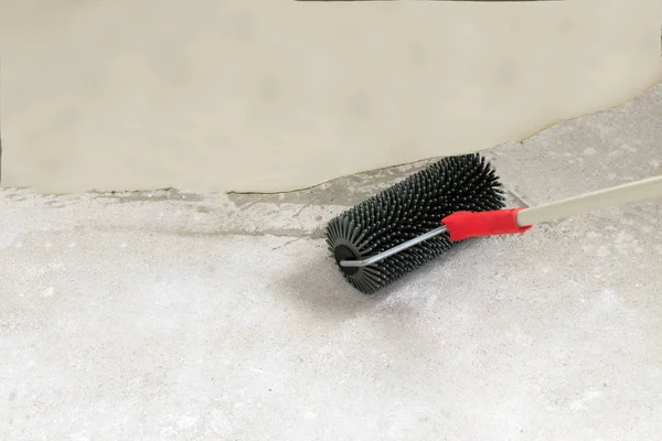 Concrete Floor Horizon Close Needle Roller Removing Air Bubbles Have — Stock Photo, Image